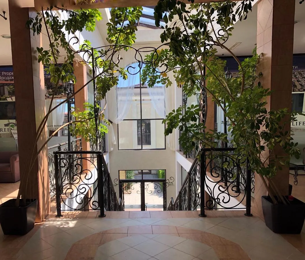 Two Bedroom Apartment In G Life 索佐波尔