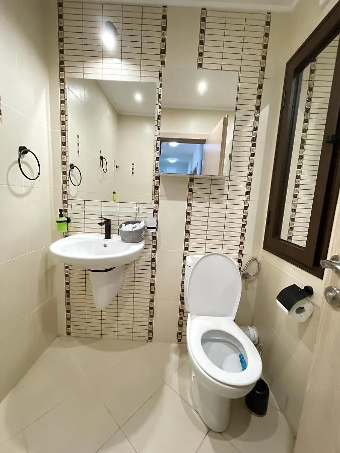 Two Bedroom Apartment In G Life 索佐波尔
